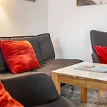 Haus Hügel - 1 *