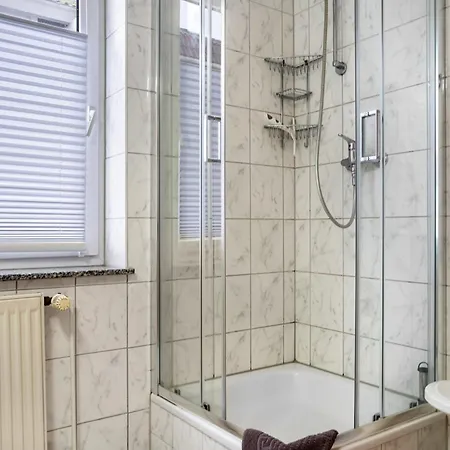 Haus Huegel - 1 Binz