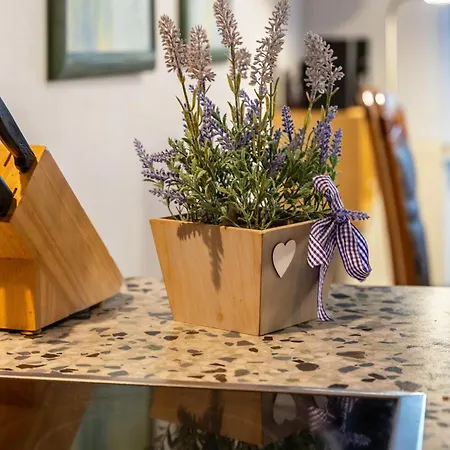 Apartmán Haus Huegel - 1 *