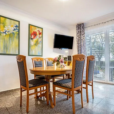 Haus Huegel - 1 Apartmán *